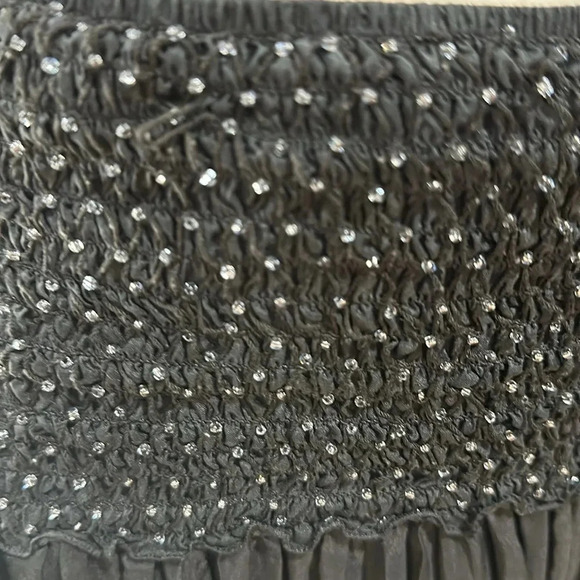 Express Smocked midi skirt 100%Silk - Picture 3 of 8